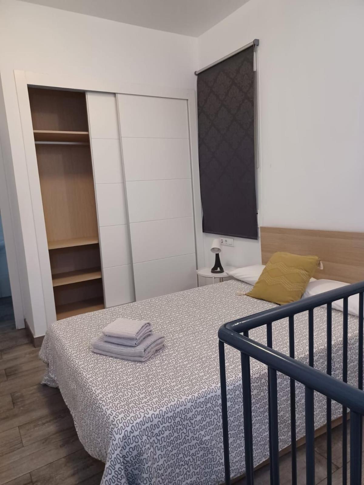 Apartamento En El Casco Antiguo En Plena Alameda Seville Exterior photo